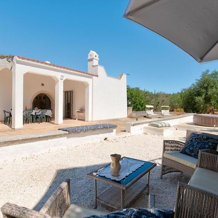 オストゥーニ Trullo La Querciaヴィラ エクステリア 写真