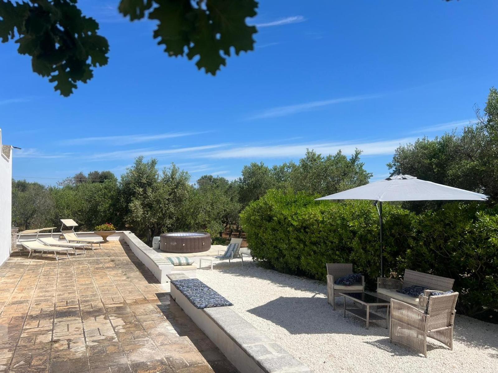 オストゥーニ Trullo La Querciaヴィラ エクステリア 写真