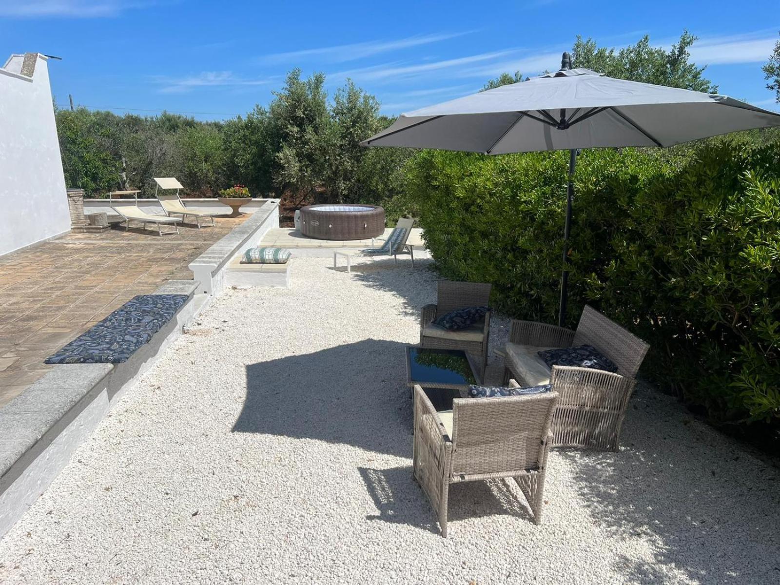 オストゥーニ Trullo La Querciaヴィラ エクステリア 写真