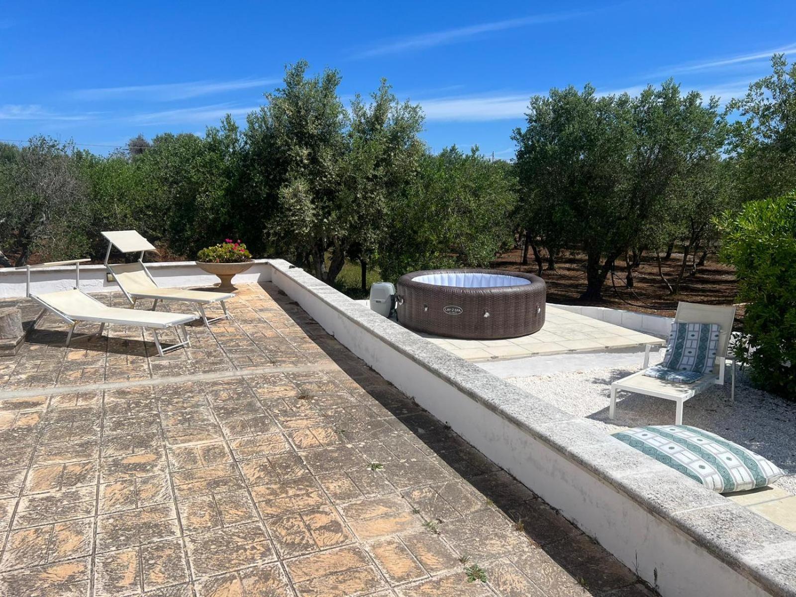 オストゥーニ Trullo La Querciaヴィラ エクステリア 写真