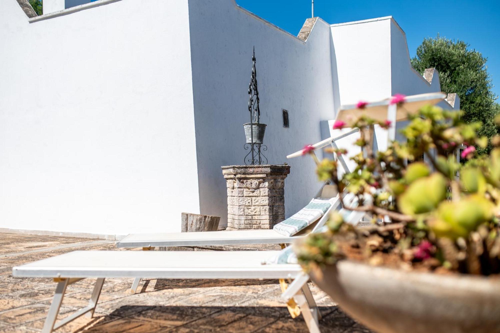 オストゥーニ Trullo La Querciaヴィラ エクステリア 写真