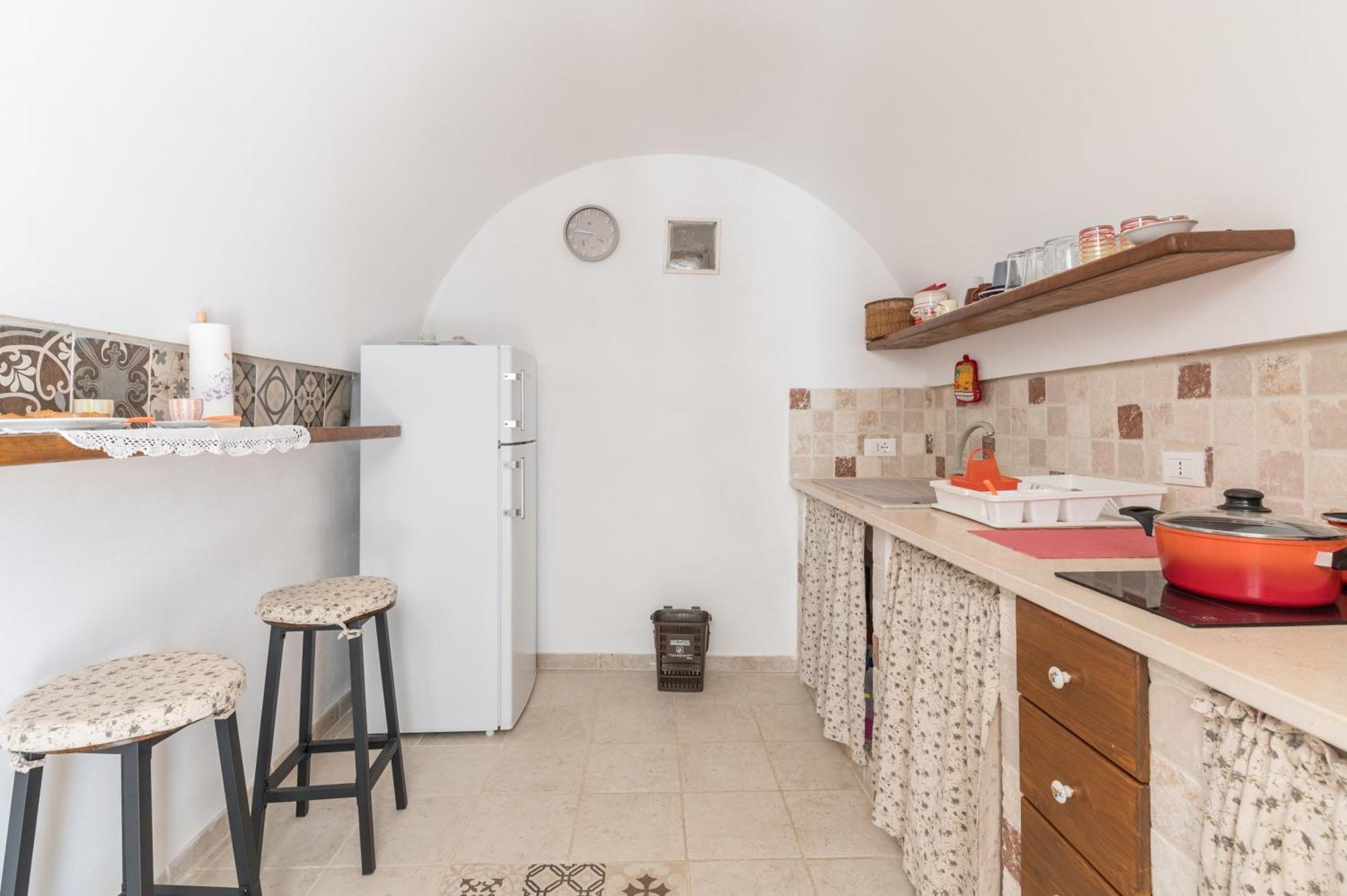 オストゥーニ Trullo La Querciaヴィラ エクステリア 写真