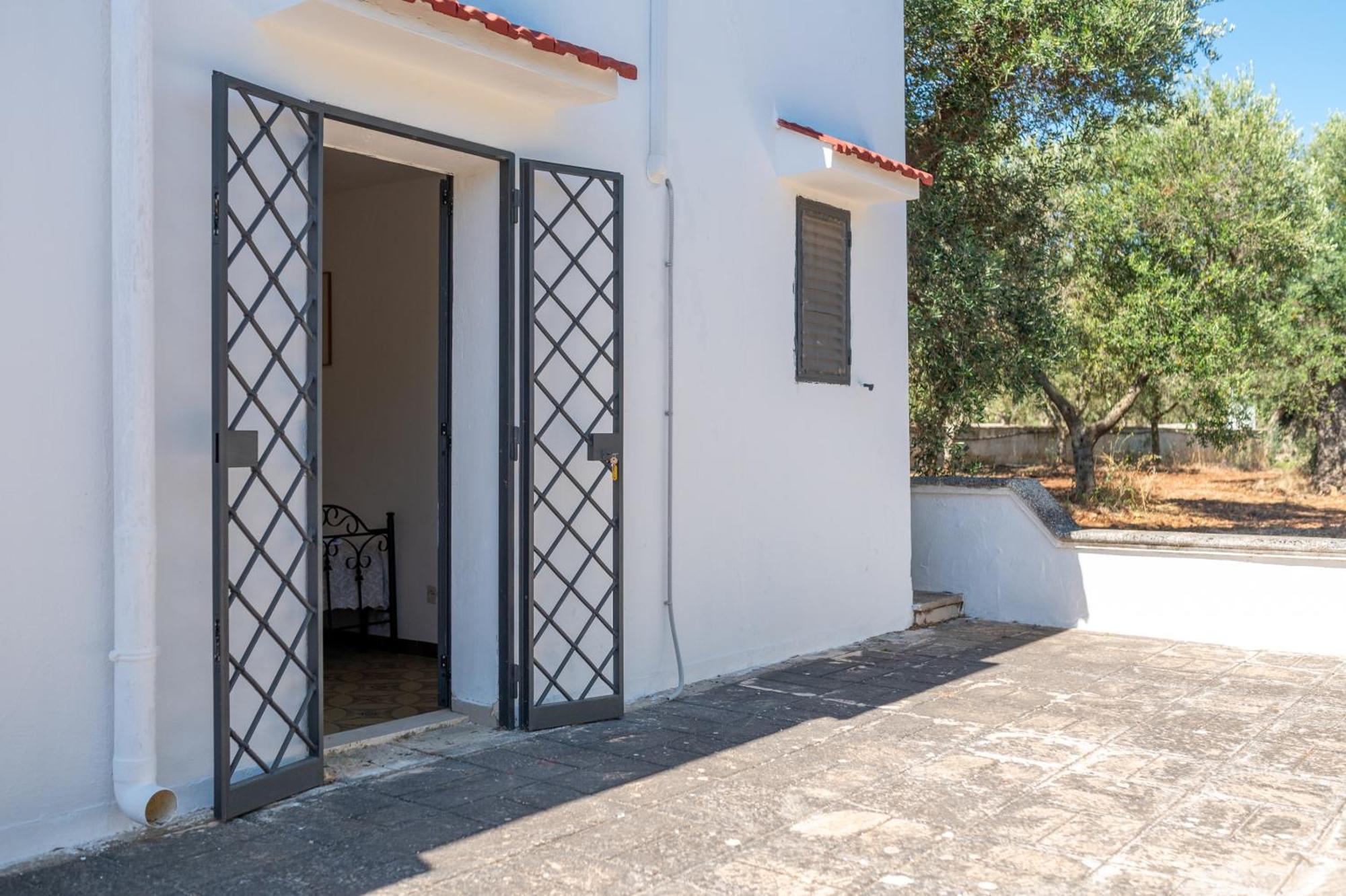 オストゥーニ Trullo La Querciaヴィラ エクステリア 写真