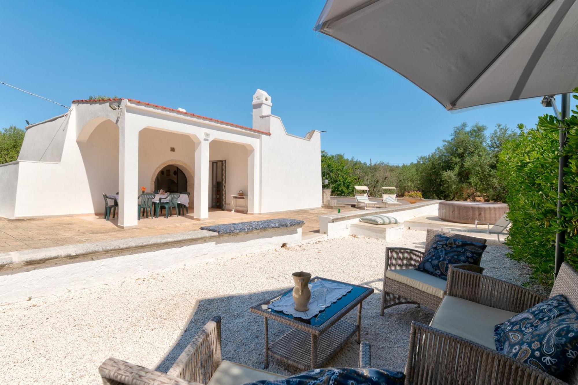 オストゥーニ Trullo La Querciaヴィラ エクステリア 写真